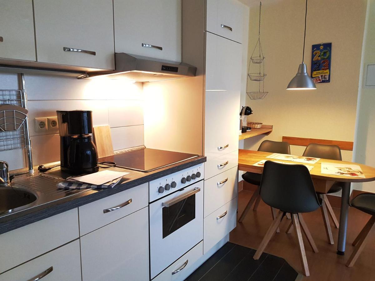 Ferienwohnung 5 Im Strandhaus ลอบเบอ ภายนอก รูปภาพ